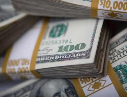 تعرف علي سعر الدولار مقابل الجنيه  اليوم الإثنين 22-8-2022