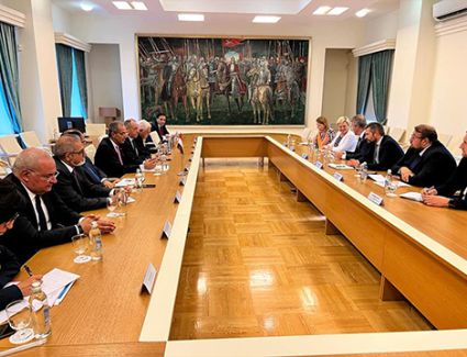 وزير الاتصالات يعقد مباحثات مع مسئولى الحكومة الليتوانية لتعزيز التعاون فى مجالات الأمن السيبرانى والخدمات الرقمية