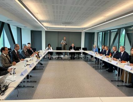 وزير الاتصالات يناقش مع رئيس جامعة "فيلينيوس تك" إقامة شراكات أكاديمية وبحثية والتعاون فى بناء القدرات