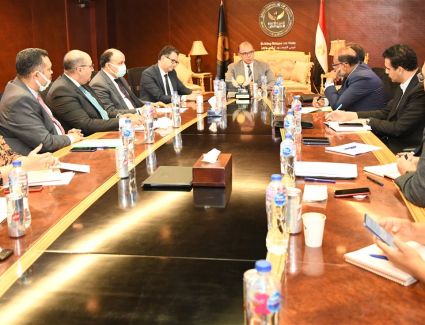 الرقابة المالية تستعرض مقترح تطوير منصة تسجيل وتداول شهادات خفض الانبعاثات الكربونية