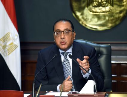 رئيس الوزراء: تعيين «الصياد» و«عبد العزيز» مساعدين لرئيس هيئة الرقابة المالية