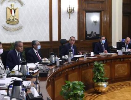 رئيس الوزراء يتابع موقف تنفيذ التكليفات الرئاسية بشأن الحزمة العاجلة للإصلاح الاقتصادي