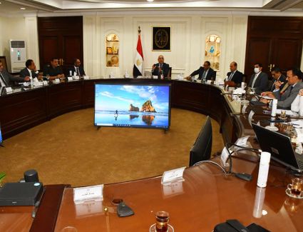 وزير الإسكان يترأس اجتماع اللجنة الوطنية لمتابعة الموقف التنفيذي لمشروع تطوير موقع التجلي الأعظم سانت كاترين