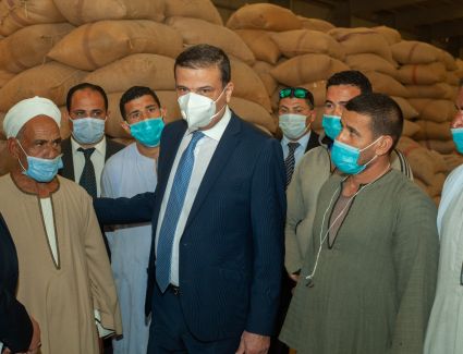 البنك الزرعي المصري يقدم باقة من المنتجات والخدمات المميزة لسكان الريف في عيد الفلاح 