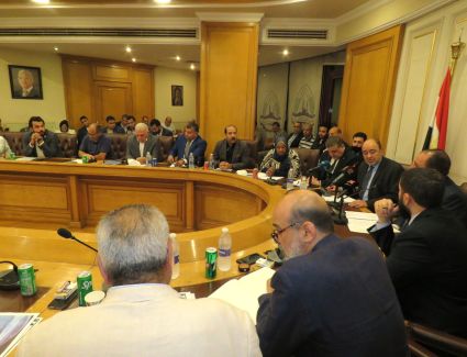 محمد إسماعيل عبده.. استمرار أزمة غياب بعض المستلزمات الطبية من قائمة الصناعة