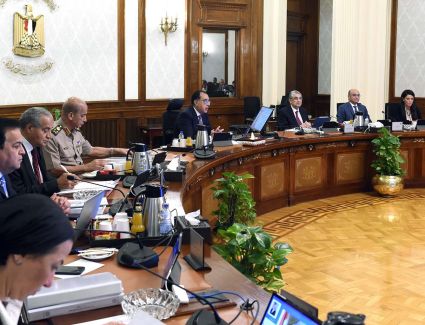 رئيس الوزراء: البدء فى الإعداد للمؤتمر الاقتصادي طبقاً لتوجيه الرئيس