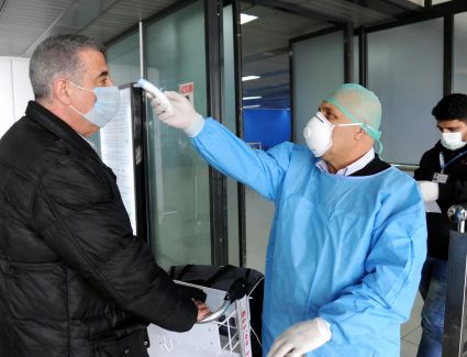    فرار اكثر من 200 شخص من الحجر الصحى بموسكو.