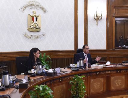 مدبولي يستعرض الأجندة المُقترحة ومحاور المؤتمر الاقتصادي 