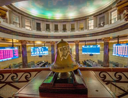 البورصة تشهد تراجع في منتصف تعاملات اليوم الأحد 19-8-2022