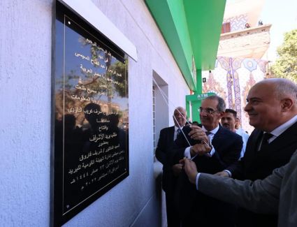 عمرو طلعت يفتتح عدد من مشروعات وزارة الاتصالات بقرى حياة كريمة فى محافظة قنا