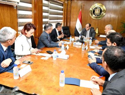 بالتعاون مع مجموعة العربي.. وزير التجارة والصناعة: مشروع جديد لانتاج كومبروسر التكييف في مصر باستثمارات 33 مليون دولار