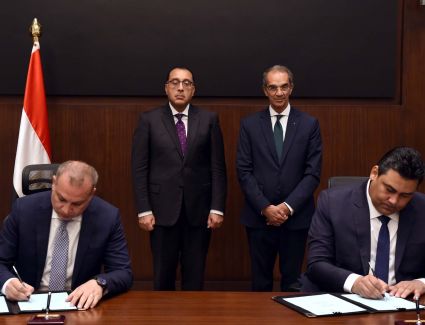 رئيس الوزراء يشهد توقيع بروتوكول تعاون بشأن إتاحة تقديم خدمات الاتصالات وتوصيل الشبكات للمشروعات المملوكة والتابعة لصندوق التنمية الحضرية