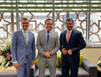 رئيس شركة العاصمة الإدارية يستقبل الرئيس التنفيذي لمجموعة الدار العقارية 