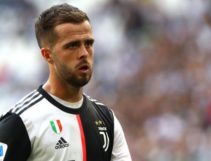 تعرف على تطورات صفقة انتقال بيانيتش إلى برشلونة