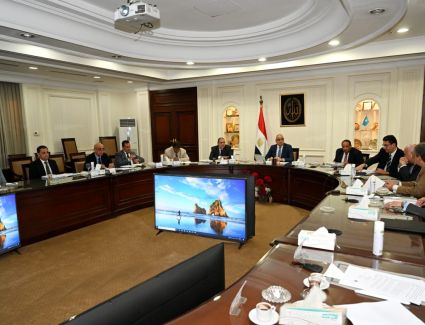 الجزار: خلال العام المالى 2021/2022.. تنفيذ وتشغيل 3199 غرفة فندقية و7147 وحدة إقامة وإسكان سياحى