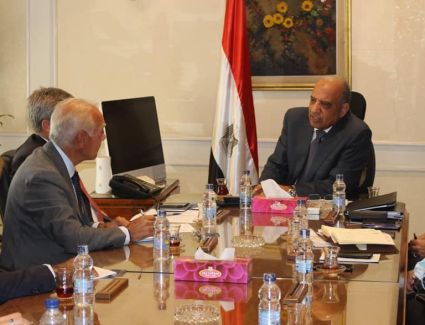 وزير قطاع الأعمال العام: نسعى إلى إعادة إحياء شركة النقل والهندسة والتوسع في صناعة إطارات السيارات