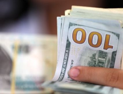 تعرف سعر الدولار مقابل الجنيه اليوم الخميس