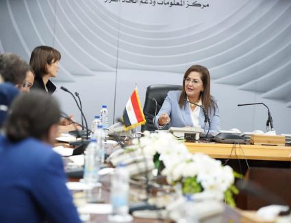 وزيرة التخطيط تلتقي المديرة الإقليمية للتنمية البشرية بالبنك الدولي