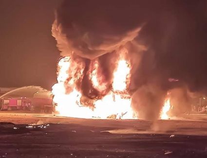 اشتعال سيارة نقل وقود بالعاشر من رمضان والحماية المدنية تدفع بـ 15 سيارة اطفاء 