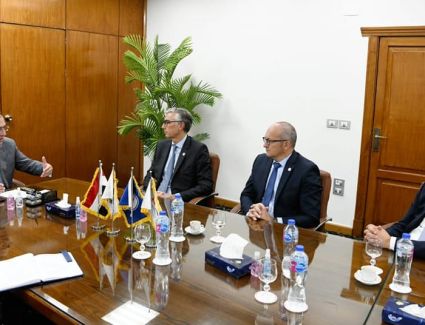 وزير البترول يستقبل "جان فيليب توريس" النائب الأول لرئيس شركة توتال للطاقة لقارة أفريقيا