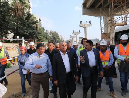 وزير النقل يتفقد مشروع مونوريل شرق النيل و يتابع  الاستعدادات الخاصة بالتشغيل التجريبي