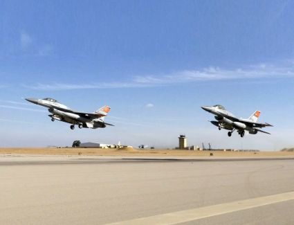 القوات الجوية تحتفل بعيدها التسعين