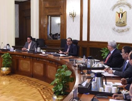 رئيس الوزراء يتابع الموقف التنفيذي لمنشآت مستشفى 500500 للأورام بالشيخ زايد