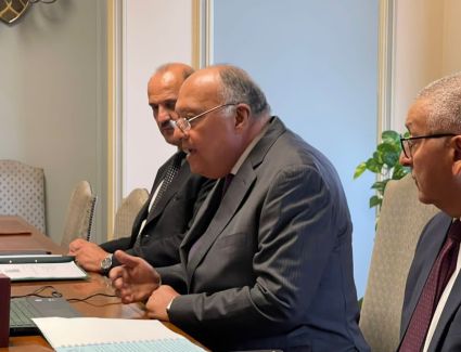 وزير الخارجية يترأس أول اجتماعات مجموعة أصدقاء COP27