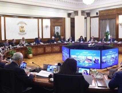 رئيس الوزراء يشيد بافتتاح مصنع الرمال السوداء: تعظيم لاستغلال ما نمتلكه من ثروات