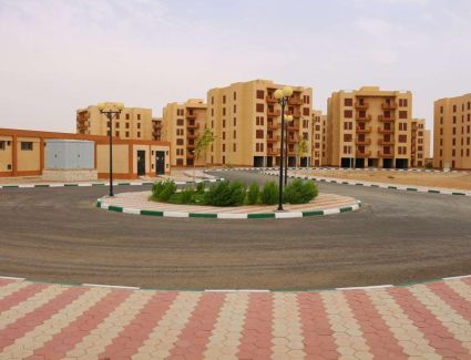 وزير الإسكان: تنفيذ 1136 وحدة سكنية بمشروعى إمتداد الحى الثانى بمدينة العبور ودرة الوادى بمحافظة الوادي الجديد