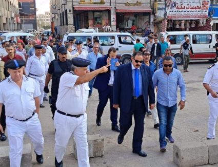 وزير الإسكان يُصدر 9 قرارات إدارية لإزالة مخالفات بناء بمدن سفنكس الجديدة وبدر والقطاع الأول للساحل الشمالي الغربي