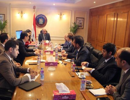 وزير قطاع الأعمال يبحث مع وفد رابطة رجال الأعمال القطريين تعزيز التعاون وفرص الاستثمار