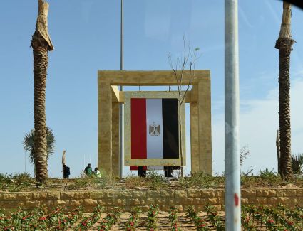 رئيس الوزراء يتابع أعمال تطوير ميدان السلام والمنطقة المحيطة