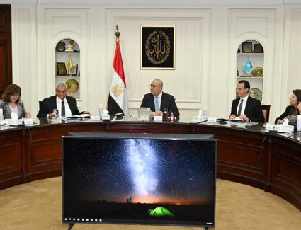 وزير الإسكان يستعرض المسودة النهائية لمشروع إعداد السياسة الحضرية الوطنية