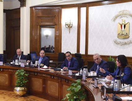 رئيس الوزراء يتابع الموقف التنفيذي للانتقال للعاصمة الإدارية الجديدة والمشروعات الجاري تنفيذها