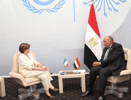 سامح شكري يستقبل وزيرة خارجية فرنسا على هامش مؤتمر شرم الشيخ لتغير المناخ 
