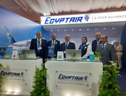 وزير الطيران : جودة الخدمات المقدمة للمسافرين فى مقدمة أولوياتنا 