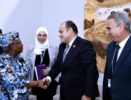 وزير التجارة والصناعة يبحث مع مدير عام منظمة التجارة العالمية تحديات أزمة الأمن الغذائى