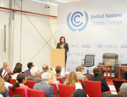 وزيرة التخطيط والتنمية الاقتصادية تطلق  "حياة كريمة لأفريقيا"