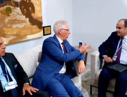 وزير الصناعة يبحث مع الرئيس التنفيذي لشركة تيسين كروب الألمانية خطط الشركة الحالية للتوسع بالسوق المصري