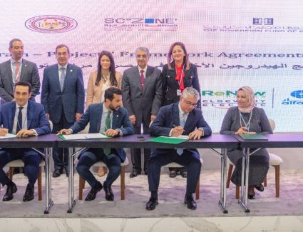 توقيع 8 عقود فعلية لإنتاج الوقود الأخضر داخل المنطقة الاقتصادية لقناة السويس 
