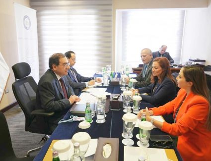 على هامش قمة المناخ COP 27.. وزير البترول يلتقي وزيرة الطاقة والبيئة في دولة مالطا