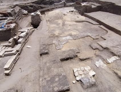 الكشف عن بقايا صالة أعمدة معبد بوتو بمحافظة كفر الشيخ