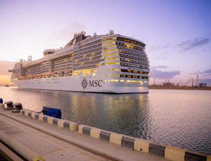 على متنها 2200 سائح .. وصول السفينة السياحية Splendida ميناء السخنة 