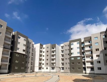 وزير الإسكان يتابع الموقف التنفيذي لمشروع " سكن بديل العشوائيات " بمدينة العبور الجديدة