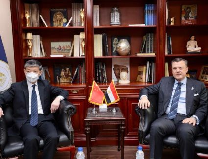 وزير السياحة والآثار يستقبل سفير جمهورية الصين الشعبية بالقاهرة