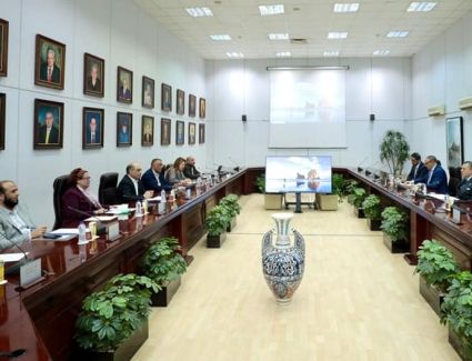 "أحمد عيسي" يجتمع مع ممثلي اللجنة النقابية للعاملين بالهيئة المصرية العامة للتنشيط السياحي