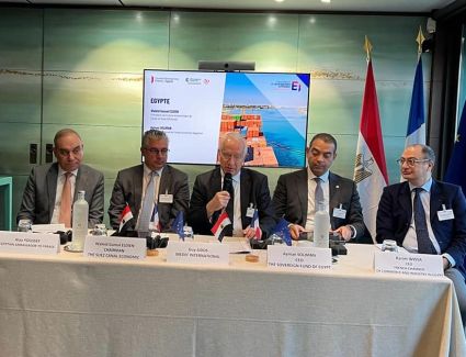 رئيس اقتصادية قناة السويس يشارك في منتدى (طرق الأبواب) المصري – الفرنسي