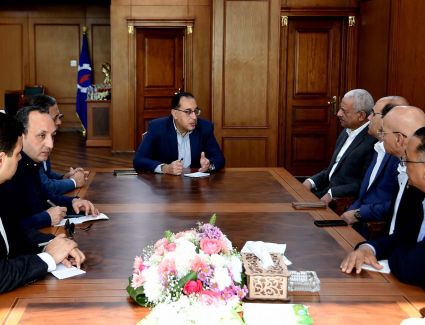 رئيس الوزراء يبدأ زيارة لمحافظة السويس لتفقد عدد من المشروعات التنموية والخدمية