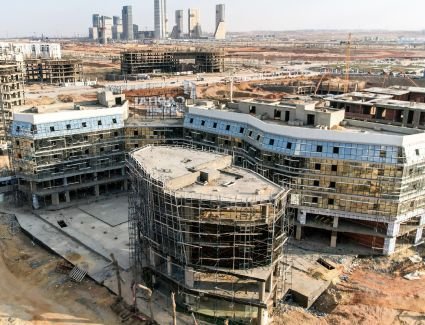 «رويال وان للتطوير» تنهي تنفيذ الهيكل الخرساني والواجهات الزجاجية بمشروع «كابيتال برايم بيزنس بارك»